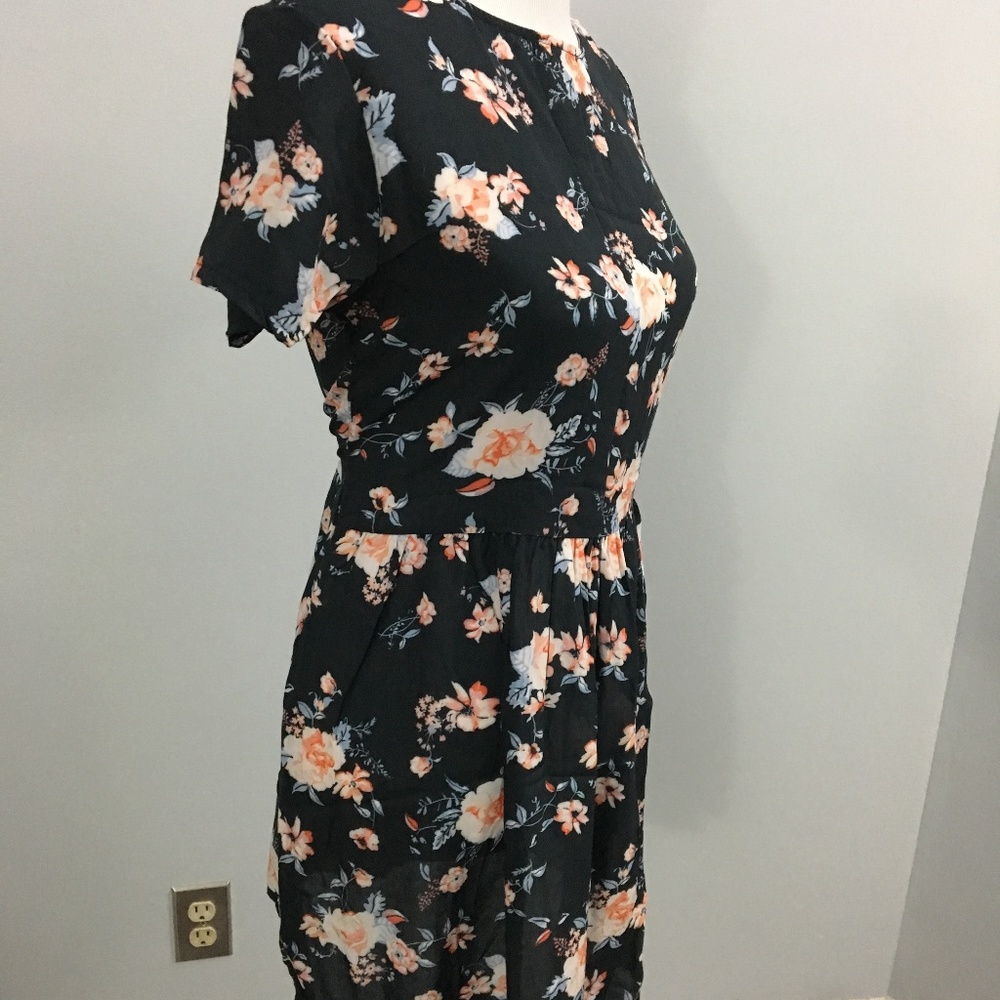NWT Blue Floral American Eagle Shift Dress